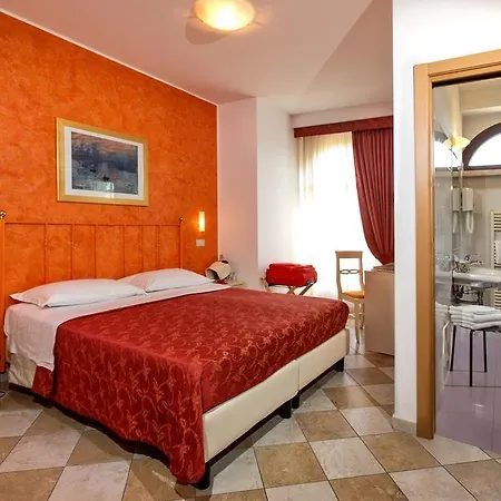 Hotel Ristorante Casa Rossa Alba Adriatica