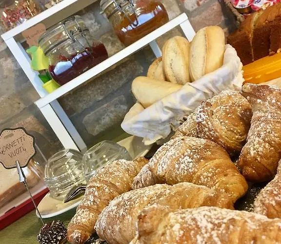 Hotel Ristorante Casa Rossa 3*