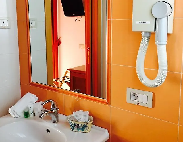 Hotel Ristorante Casa Rossa 3*