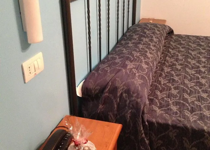 מלון Ristorante Casa Rossa